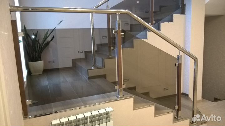 Ограждения для лесниц из стекла