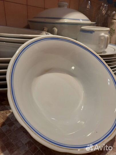 Столовый сервиз пр-во Корея