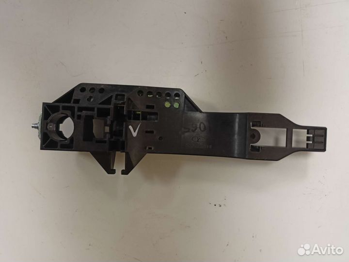 Основание ручки двери левой LADA vesta