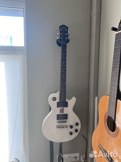Электрогитара с комбиком