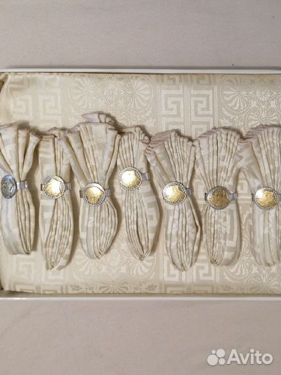 Скатерть и салфетки набор новый