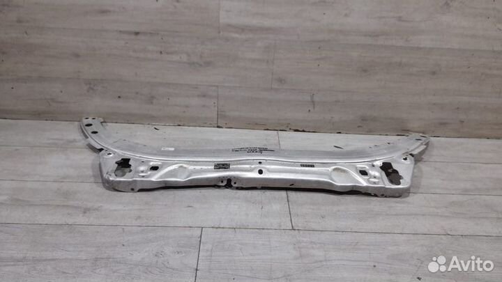 Верхняя часть передней панели Mercedes W 205 C