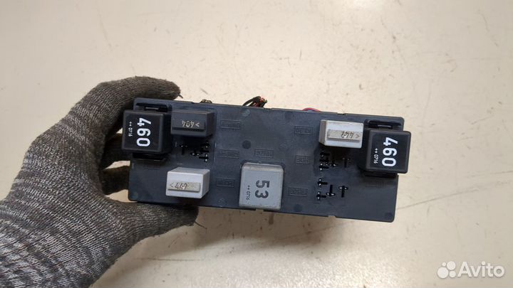 Блок управления бортовой сети Volkswagen Passat 6