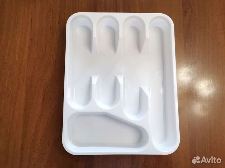 Новый лоток для столовых приборов