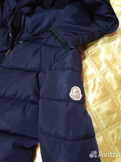 Пуховик женский