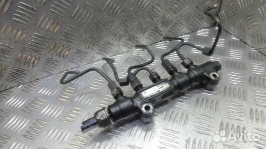 Топливная рампа дизельная citroen xsara (96X09BB01