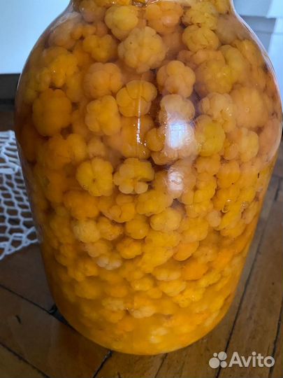 Свежая морошка в собственном соку из Карелии