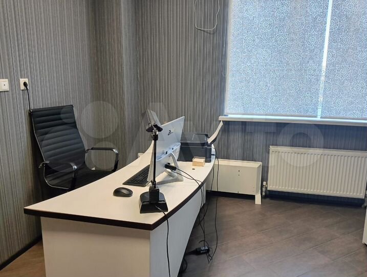 12 офисных помещений по 20 м²