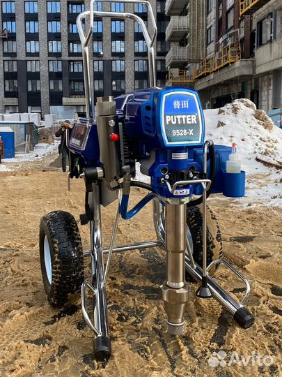 Безвоздушный окрасочный аппарат 