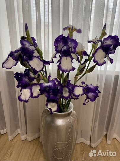 Ирисы на срезку
