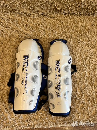 Хоккейные щитки