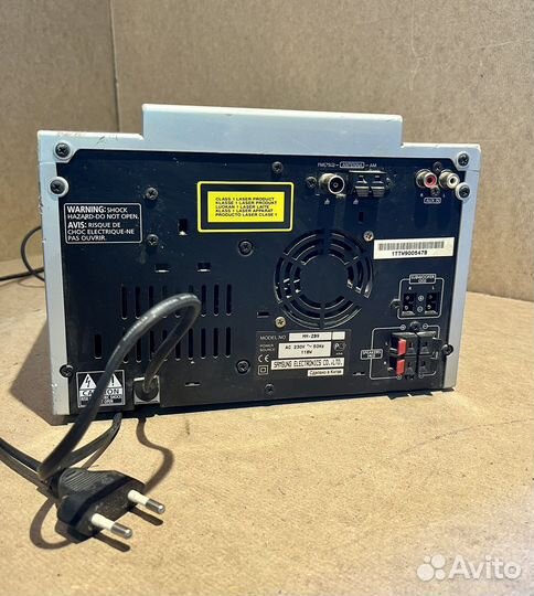 Магнитофоны / радиоприемники / музыкальные центры