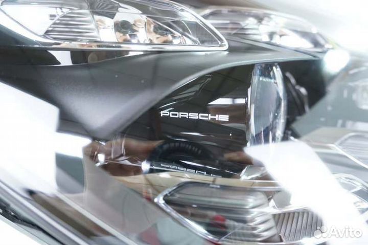 Фара правая Porsche Panamera 971 2016-2020