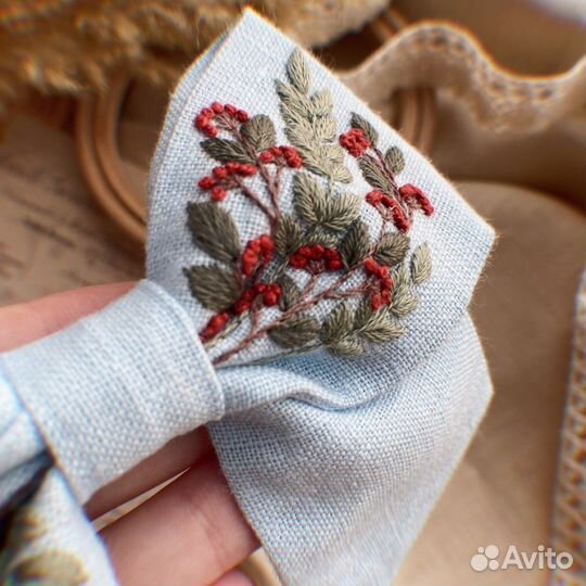 Аксессуары с вышивкой