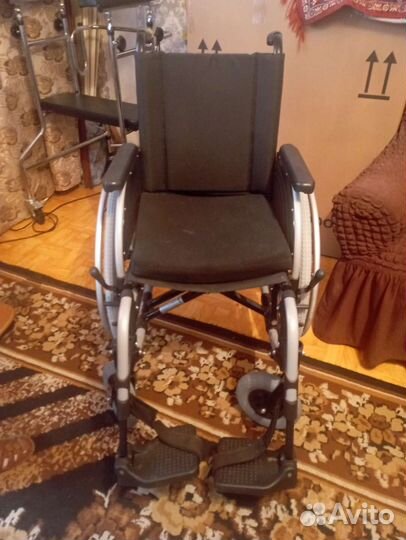 Коляска инвалидная