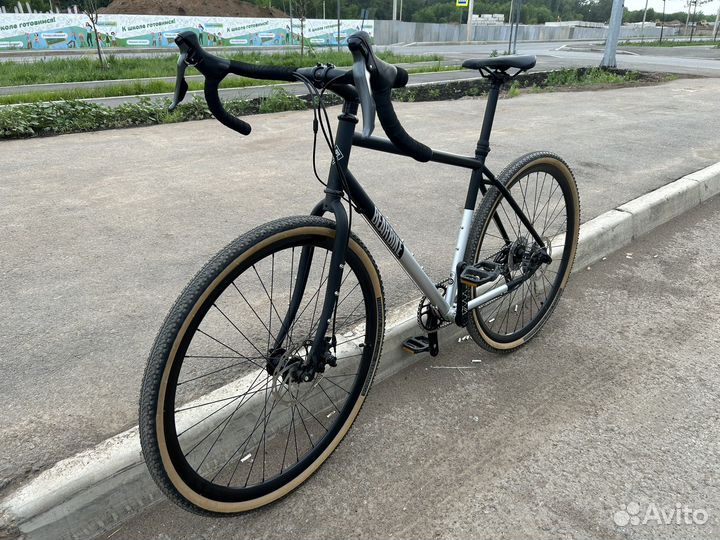 Гравийный велосипед Bear Bike Riga