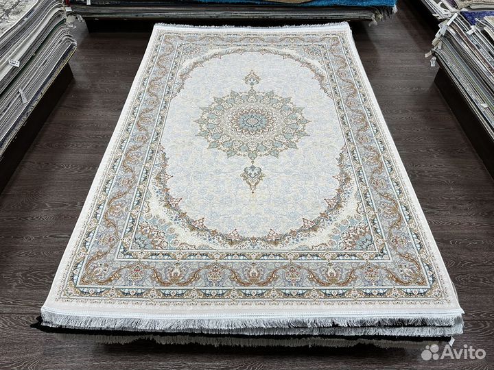 Ковер новый 1.6х2.3 Иран