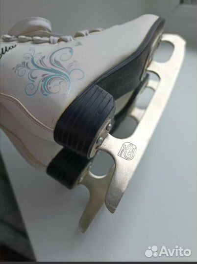 Коньки детские