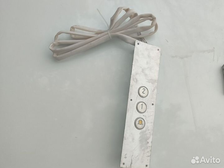 Кнопки вызова лифта