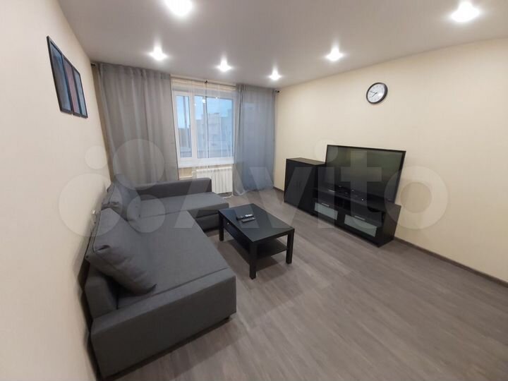 2-к. квартира, 49 м², 9/9 эт.