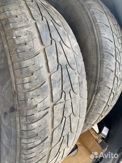 Roadguider SKS-3 215/65 R16