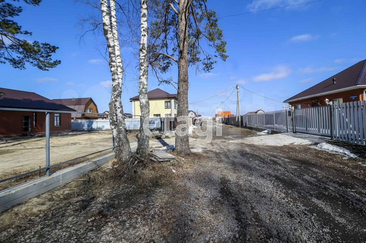 Дом 106 м² на участке 8,6 сот.