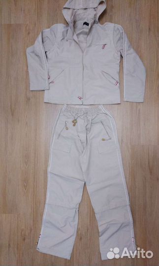 Спортивный костюм женский