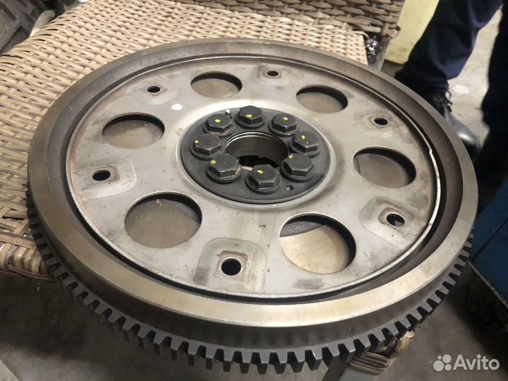 Маховик Toyota Land Сruiser Prado 90 120 150