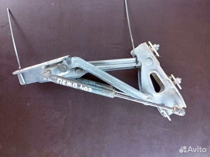 Петли багажника Пежо 407