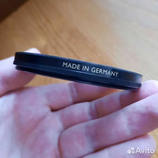 Поляризационный светофильтр B&W 77мм оригинал