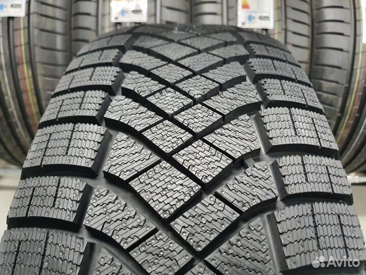 Pirelli Ice Zero FR 225/60 R18
