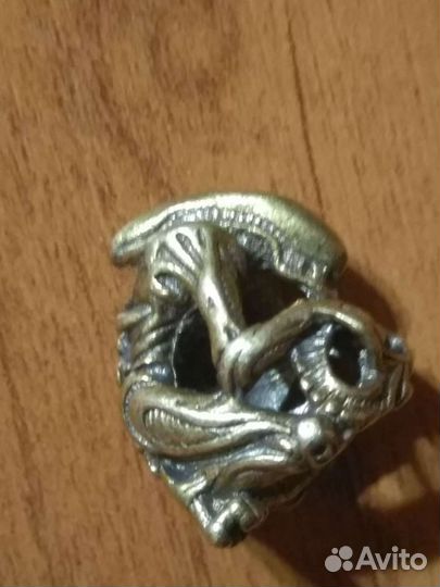 Фигурка, брелоки,перстень Чужой, Хищник