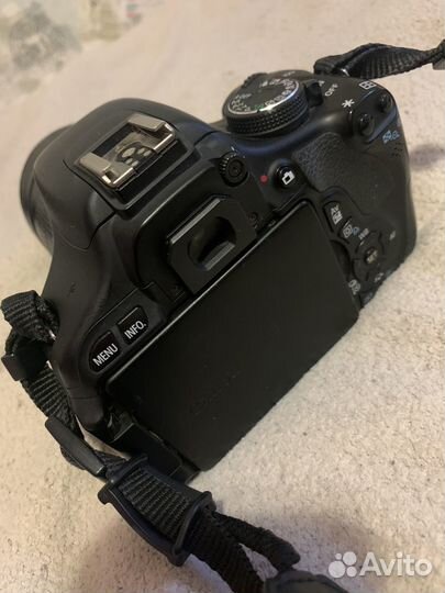 Зеркальный фотоаппарат canon 600d и nikon d5200