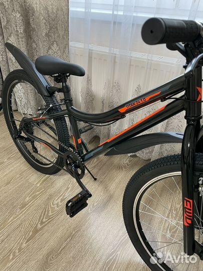 Велосипед новый Forward Titan 24 1.0