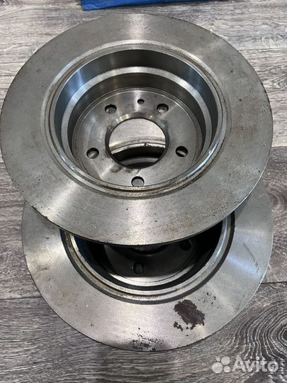 Тормозные диски BMW E34 задние