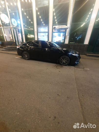 Toyota Camry 2.5 AT, 2018, 150 000 км