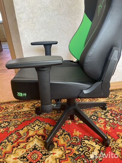 Кресло Razer игровое компьютерное