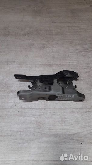 Петля капота левая Genesis G80 С 2020 Года