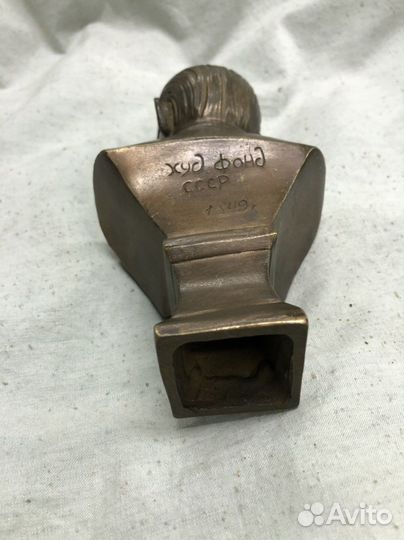 Бюст берия Лаврентий Павлович