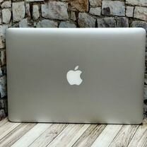 Macbook Air 13 2015 8/128gb