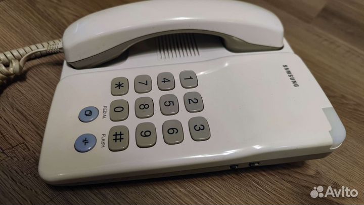 Телефон стационарный Samsung