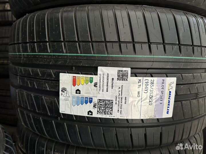 Michelin Pilot Sport 3 255/40 R20 и 285/35 R20 104Y