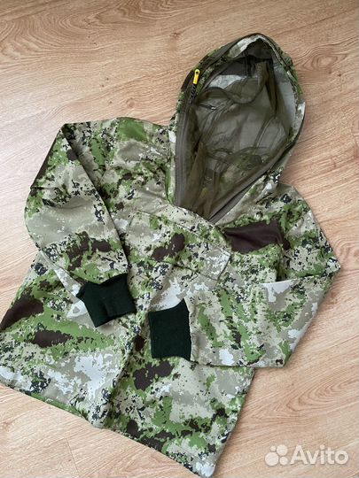 Костюм 140/146