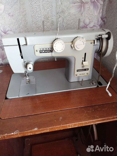 Швейная машина Чайка 3