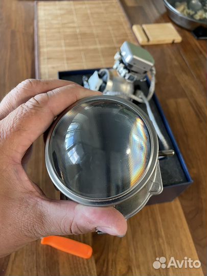 Продам оригинальные линзы cadillac srx 2