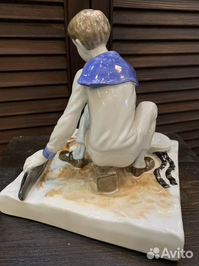 Фарфоровые статуэтки времен СССР лфз