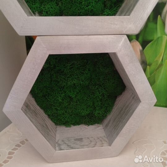 Полочки декоративные