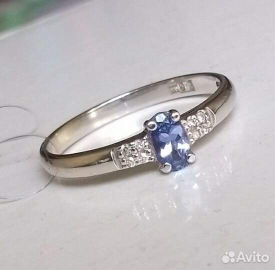 585 кольцо р.16 нат танзанит 0,241ct и брилл белое