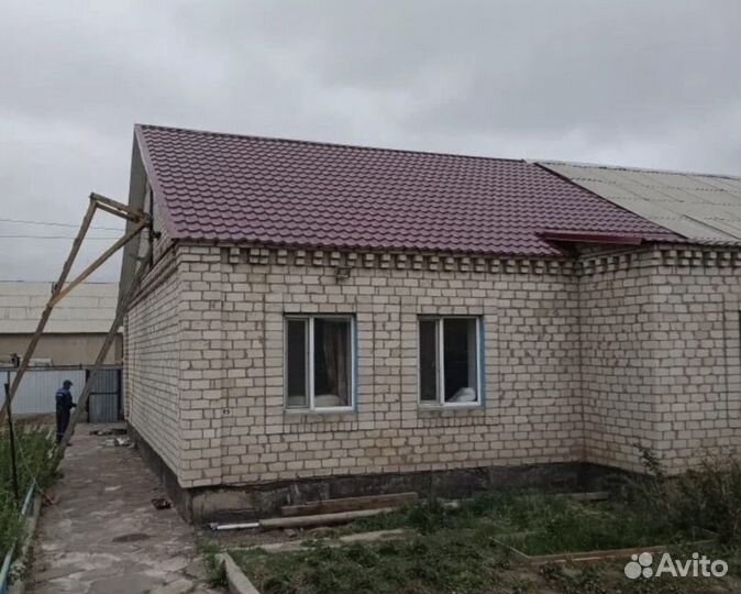 Строительная бригада ремонт крыши