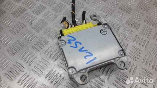 Блок управления airbag lexus GS 3 (3SV21OQ01)